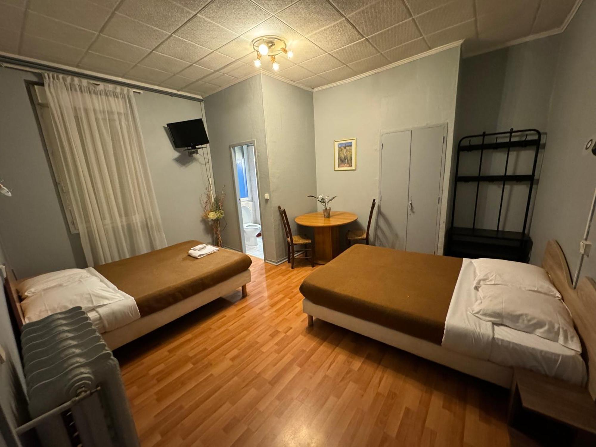 Le Terminus D'Albi Hotel Bagian luar foto