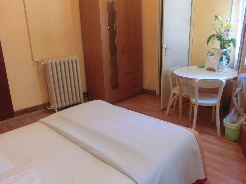 Le Terminus D'Albi Hotel Bagian luar foto